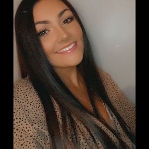 Meet your Posher, Kara